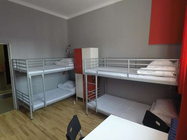 Хостелы New World St. Hostel Варшава-35